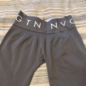 NVGTN Gray Leggings with Elastic Waistband